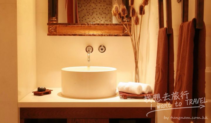 LM_Safari_Bathroom