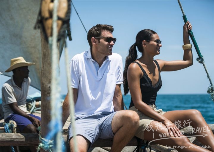 73721556-H1-AMED_Dhow_Sailing_02_G_A_H