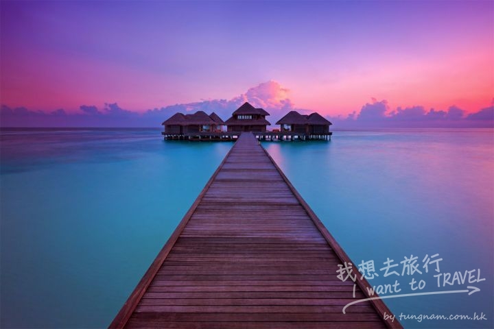 Huvafen-Fushi-Sunrise-Dawn-Maldives-Overwater-Spa-Paul-Reiffer-Professional-Landscape-Photograph-Photographer-Pink-Blue-Sea-Ocean-Jetty-Wooden-Per-Aquum@2x