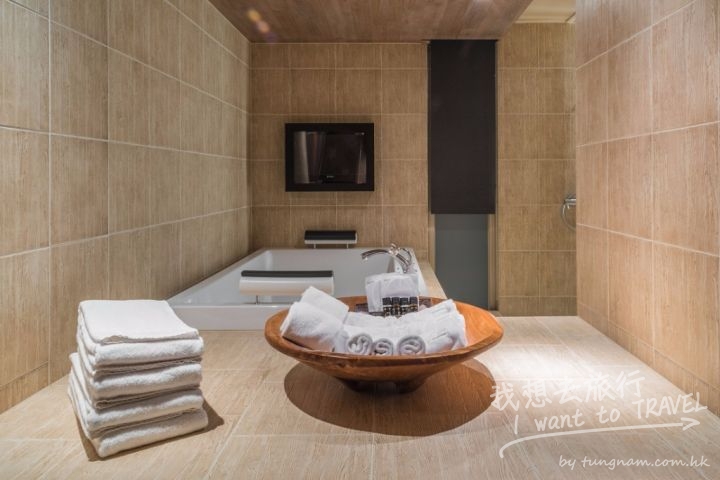 E room_8