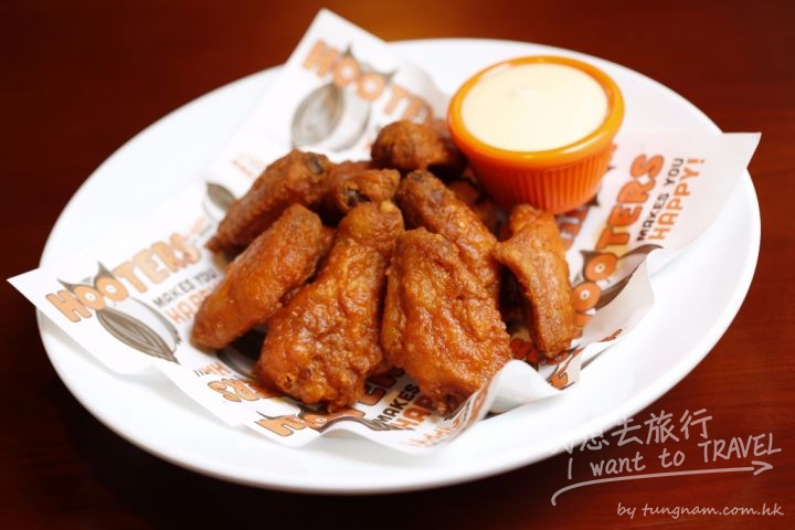 Hooters Breaded Wings