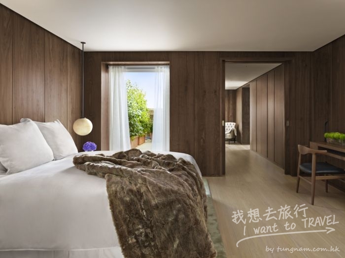 penthouse-bedroom_700x524