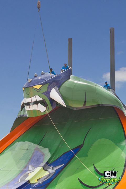 Humungaslide-at-CN-Amazone