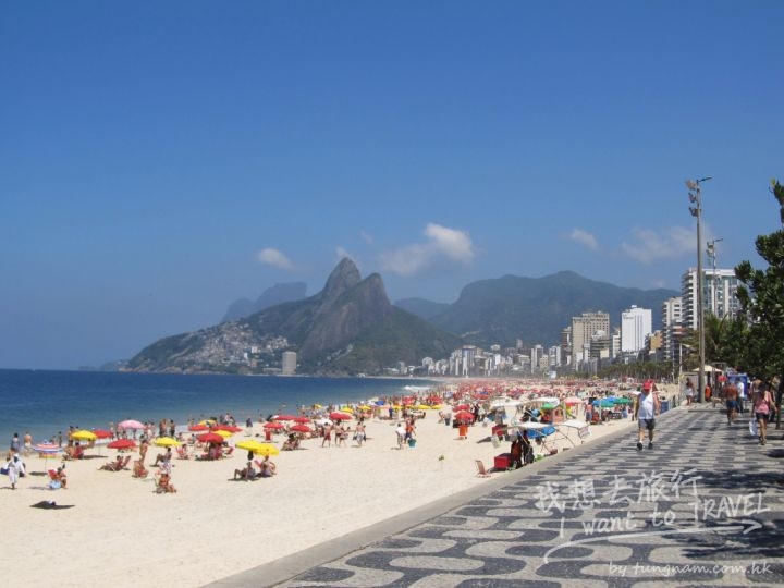 Sunny-day-at-Ipanema-beach